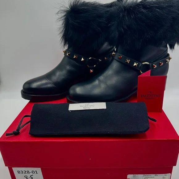 VALENTINO ROCKSTUD Winter Ankle Boots WOMENS SZ 8.5 - Picture 6 of 16